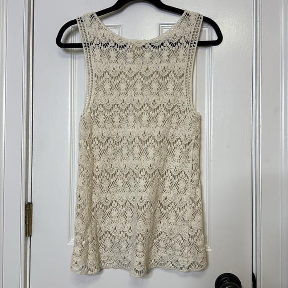 Solitaire Cream Asymmetrical Tank Top with Intricate Lace Design - Picture 6 of 6